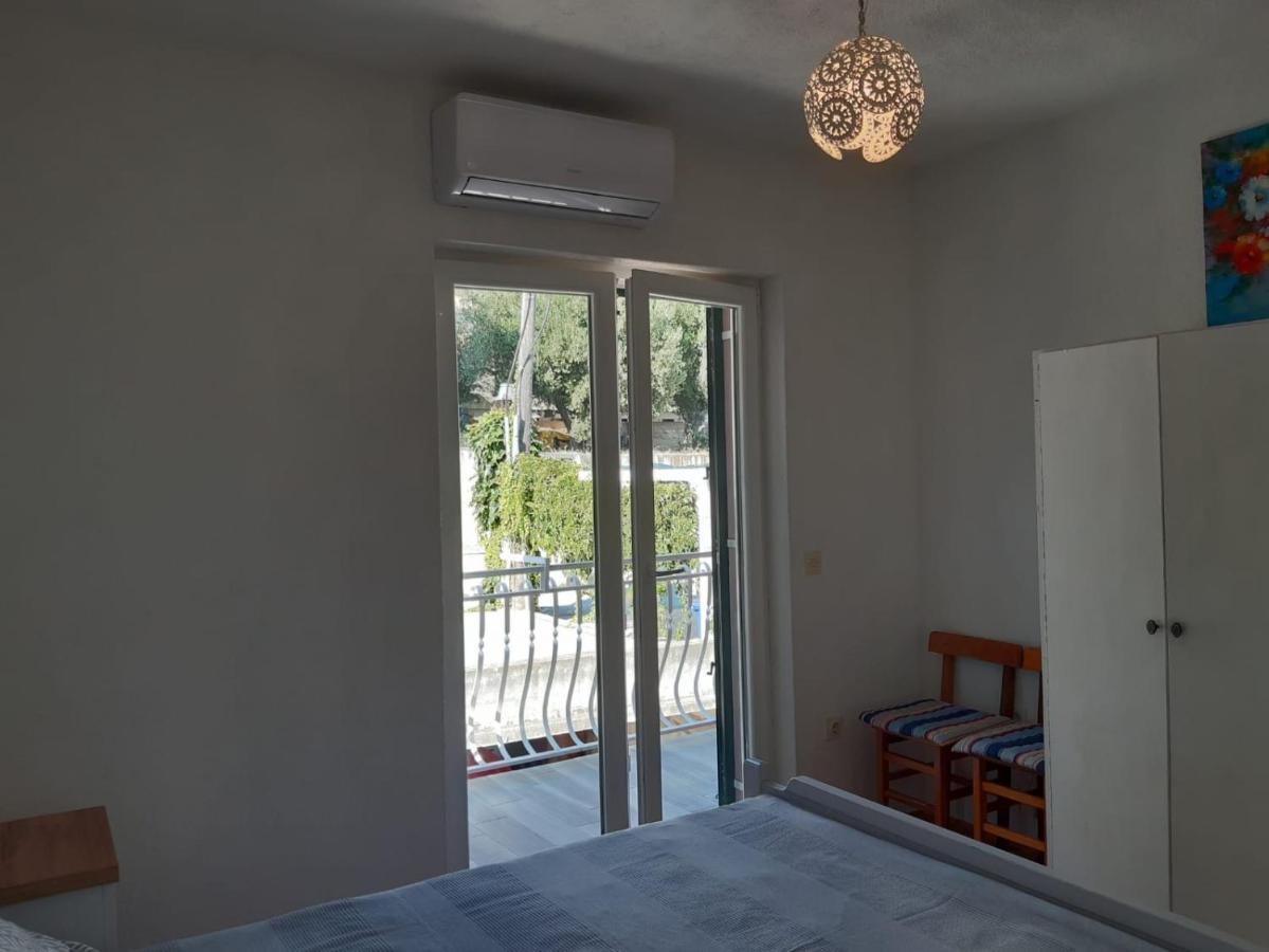 Jona - Dugi Rat - Mali Rat Apartment Bagian luar foto